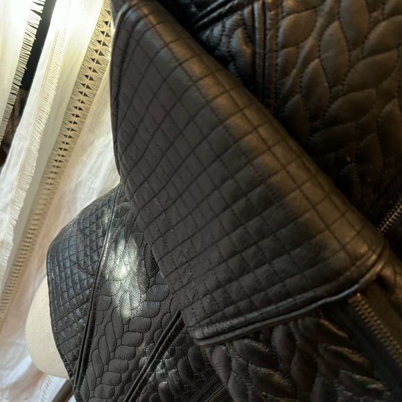 Moda International Vintage stitched Leather Jacket Small/medium offers welcome - Picture 9 of 10